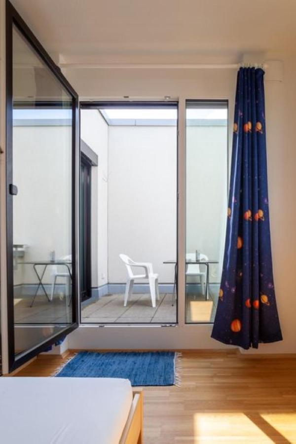 Beautiful Room With Balcony Direction To Messe Ганновер Екстер'єр фото